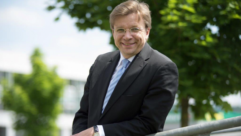 Makler sollten Geschäft unabhängiger von Abschlussprovisionen machen Makler sollten Geschäft unabhängiger von Abschlussprovisionen machen