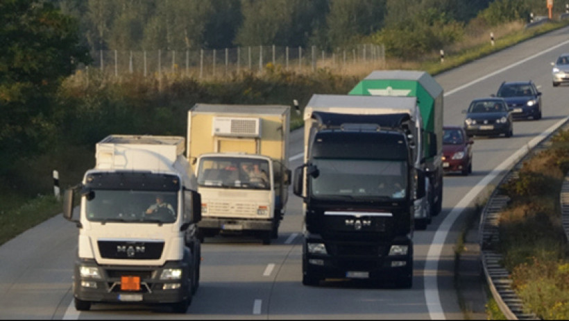 Erwerbsunfähigkeitsversicherung mit BUZ-Beitragsbefreiung wäre die bessere Notlösung, so Gerd Kemnitz gegenüber Versicherungsbote. Erwerbsunfähigkeitsversicherung mit BUZ-Beitragsbefreiung wäre die bessere Notlösung, so Gerd Kemnitz gegenüber Versicherungsbote.