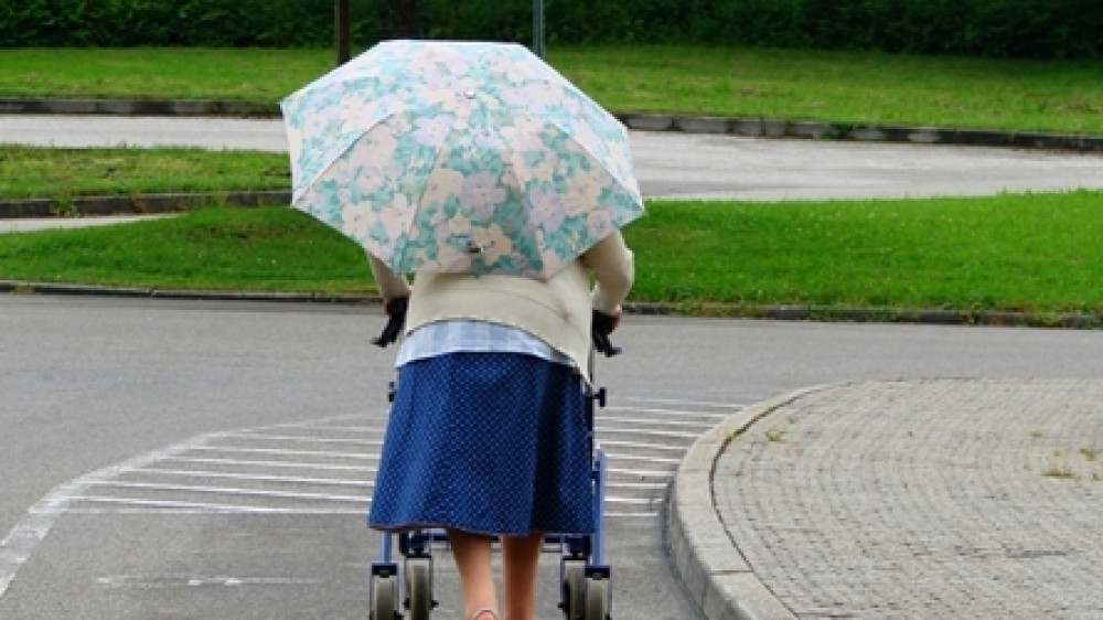 Wie sicher ist die Rente? Laut einem Bericht des ARD-Magazins PlusMinus ist nur sicher, dass die Renteninformationen zu hoch sind.