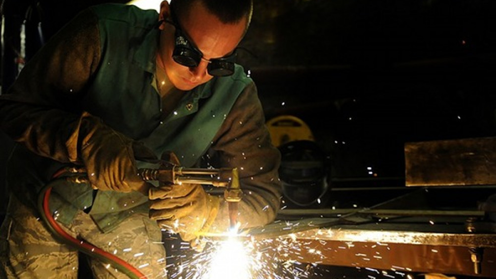 Ergo, Generali & R+V Versicherung sind die besten Industrieversicherer 2014.