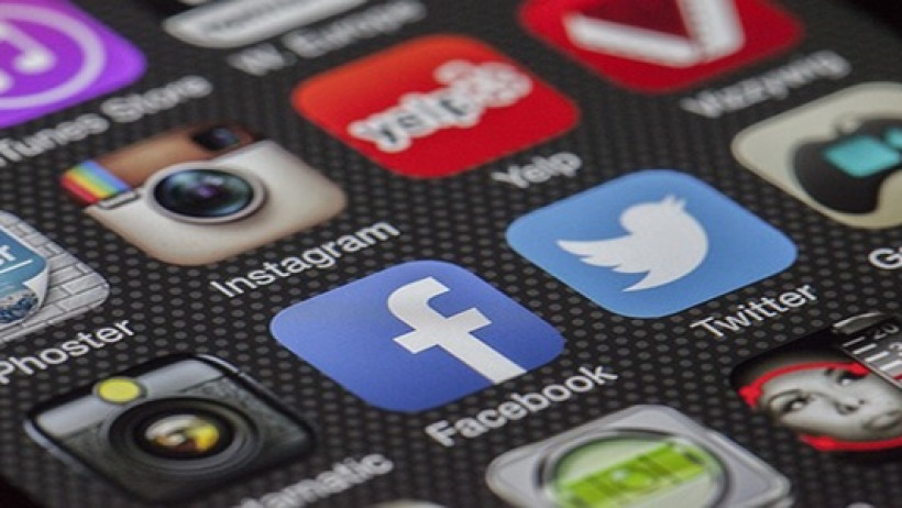 Social Media im Personalmanagement - Versicherungsbranche führend, aber ausbaufähig Social Media im Personalmanagement - Versicherungsbranche führend, aber ausbaufähig