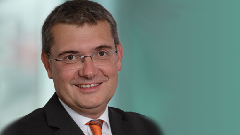 Janitos Vorstand Peter Schneider Markus Lichtinghagen Axa Janitos Vorstand Peter Schneider Markus Lichtinghagen Axa