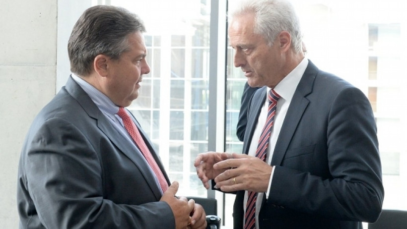 Gabriel plant Expertengremium für mehr Investitionen in Infrastruktur Gabriel plant Expertengremium für mehr Investitionen in Infrastruktur