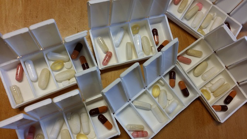 Zusatzbeiträge 2015 - Krankenkassen kassieren Beitragssenkung Zusatzbeiträge 2015 - Krankenkassen kassieren Beitragssenkung