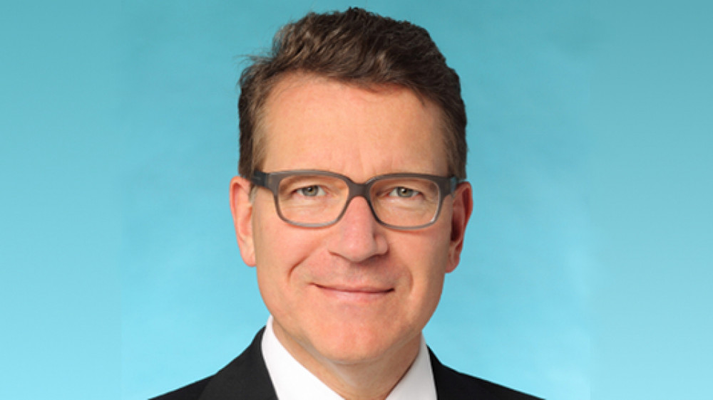 Der Aufsichtsrat der Ergo Versicherung AG hat Rainer Tögel zum 1. Januar 2015 in den Vorstand des Schaden- und Unfallversicherers berufen.