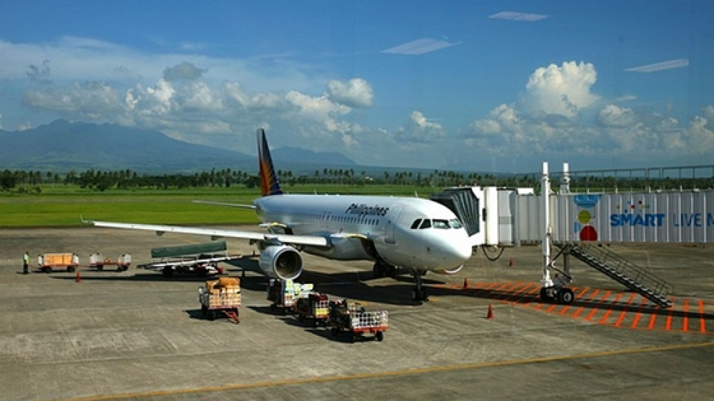 Ein Flughafen auf den Philippinen (Symbolbild). Laut einer aktuellen Umfrage würde jeder vierte Bundesbürger Angehörige aus Kostengründen im Ausland pflegen lassen.
