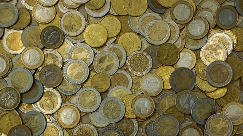 Geldanlage: Fonds und Aktien trotz Niedrigzins unbeliebt Geldanlage: Fonds und Aktien trotz Niedrigzins unbeliebt