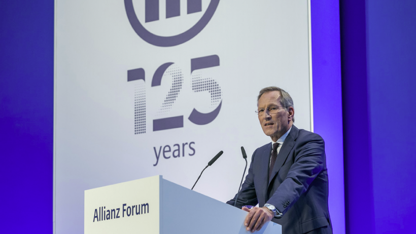 Allianz schüttet Rekord-Rendite aus Allianz schüttet Rekord-Rendite aus