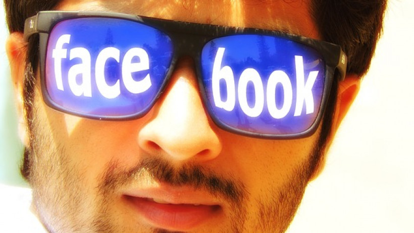 Versicherung Facebook Amazon Apple Versicherung Facebook Amazon Apple