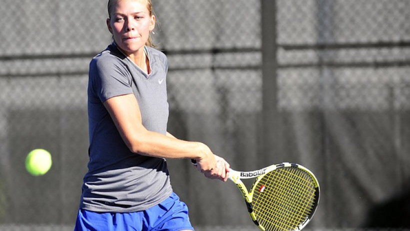 Unfallversicherung: Tennisspielerin geht leer aus Unfallversicherung: Tennisspielerin geht leer aus