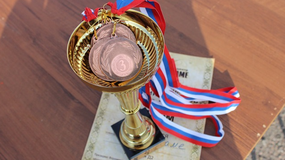 Viel Ehre für die Platzierten: Der Münchener Verein, die Debeka und DEVK überzeugen im DISQ-Rating (Symbolbild).