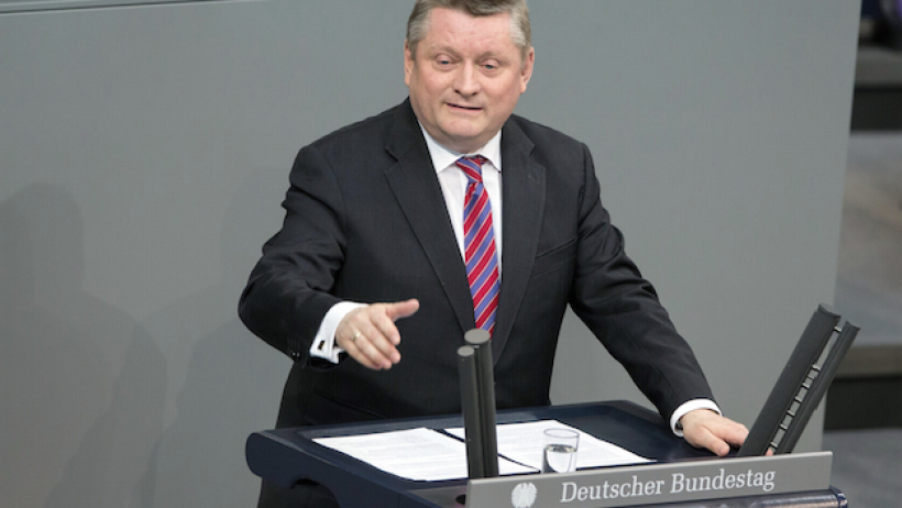 Gröhe will Reform: Pflegestufen neu bewertet Gröhe will Reform: Pflegestufen neu bewertet