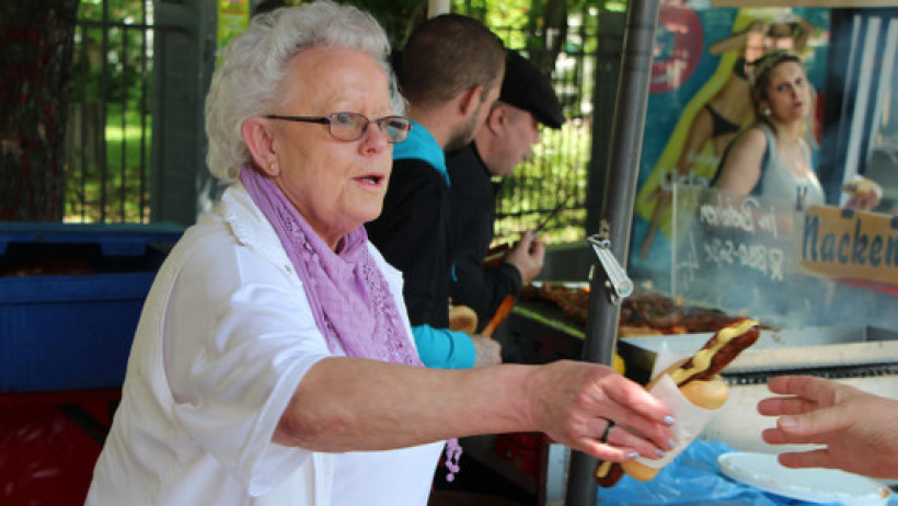 ZDF 37°: Altersarmut - Schuften bis zum Schluss