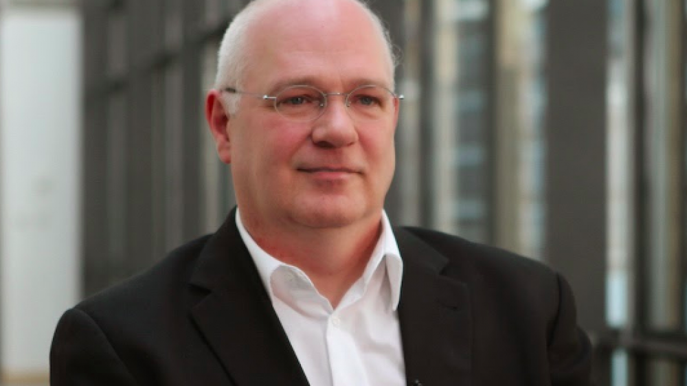Der Sozialwissenschaftler Prof. Stefan Sell ordnet die Entwicklungen von Grundsicherung und der Rente mit 63 ein.