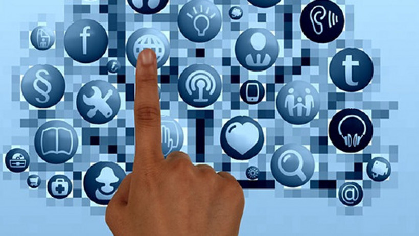 Digital oder lieber persönlich? Digital oder lieber persönlich?