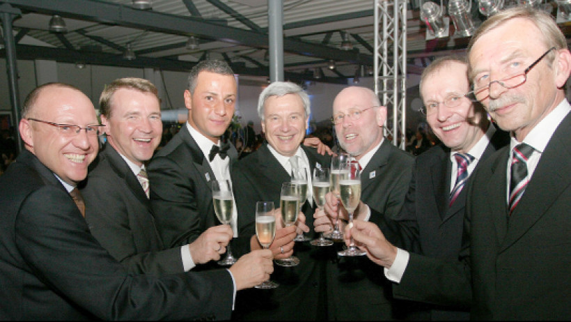 MEG: Versicherer nahmen nach MEG-Pleite weiter Geschäft von Göker