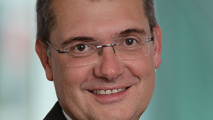 Die Wirksamkeit des GDV-Kodex für Makler die er eher kritisch. Die Wirksamkeit des GDV-Kodex für Makler die er eher kritisch.