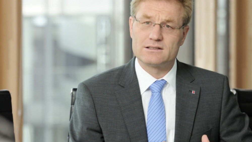 Talanx-Vorstand Jan Wicke kündigte einen weiteren Stellenabbau an.