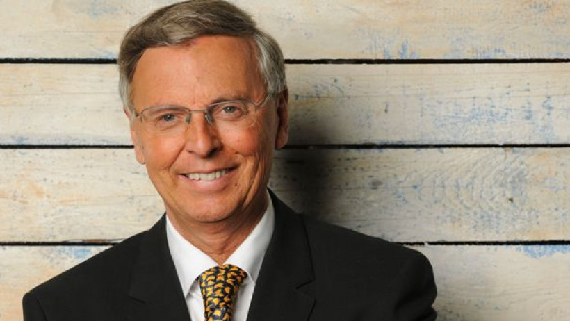 Wolfgang Bosbach bricht auf der Pools& Finance zusammen Wolfgang Bosbach bricht auf der Pools& Finance zusammen