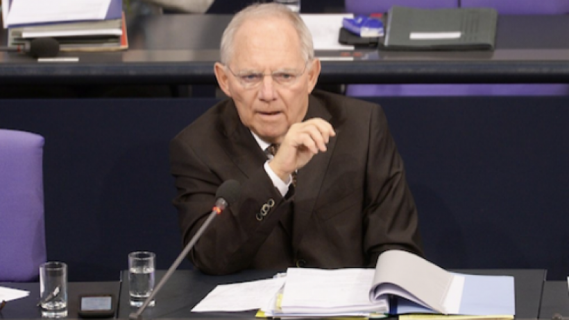 Rente: Schäuble grätscht Nahles dazwischen Rente: Schäuble grätscht Nahles dazwischen