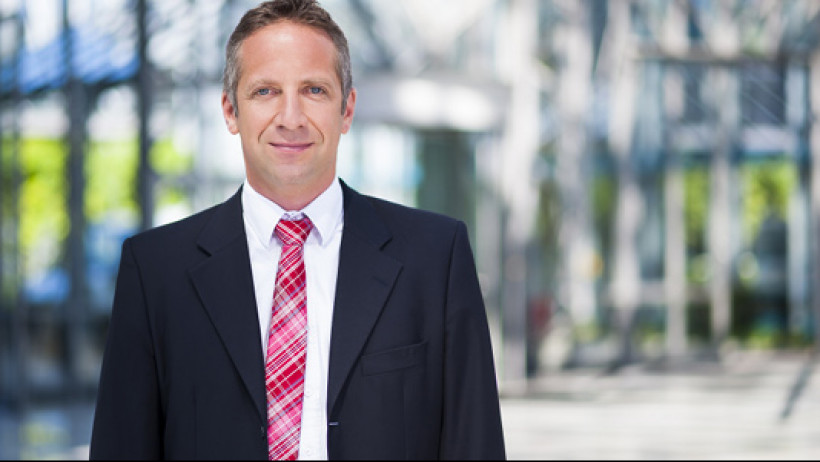 Im Versicherungsbote Interview spricht er über den neuen Geschäftsführer Matthias Brauch. Im Versicherungsbote Interview spricht er über den neuen Geschäftsführer Matthias Brauch.
