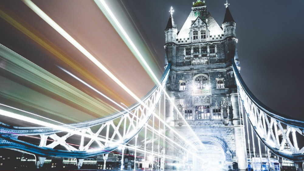 Die Tower Bridge, Wahrzeichen von London. Wer glaubt, das Provisionsverbot in Großbritannien habe nur negative Auswirkungen, solle den Bericht der britischen Finanzaufsicht aufmerksam lesen, kommentiert Michael A. Hillenbrand.