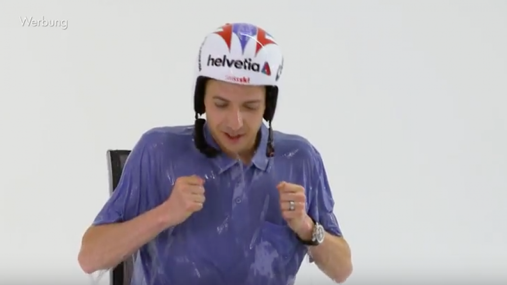 Der Schweizer Skispringer Simon Ammann ist Werbepartner der Helvetia.