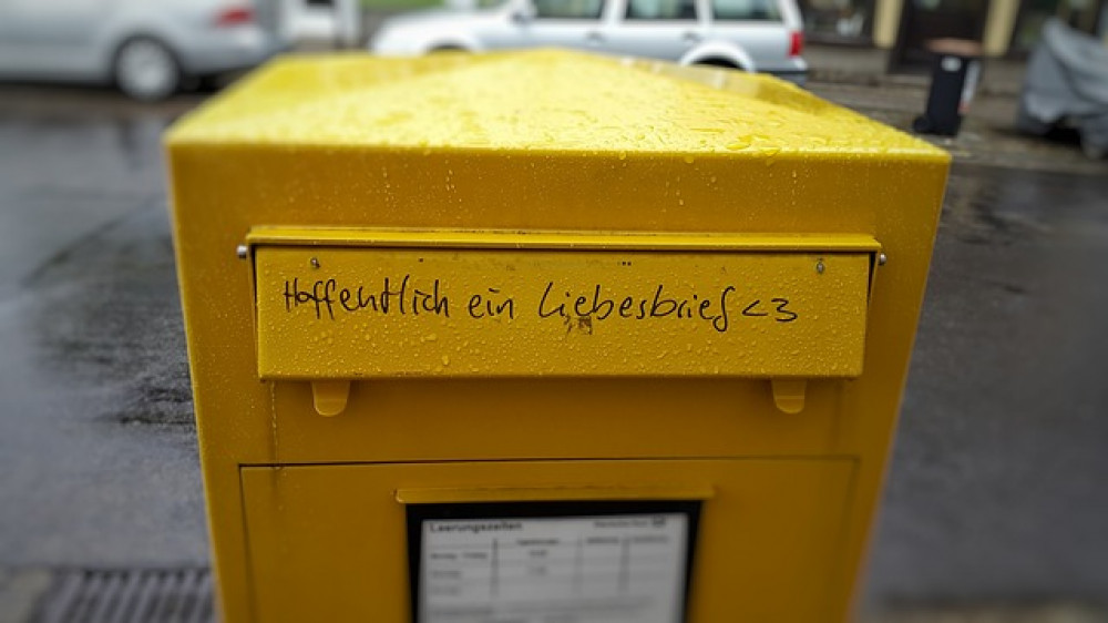 Offenbar kein Liebesbrief: eine Lebensversicherung empfiehlt ihren Kunden, sich von hochverzinsten Altverträgen zu trennen (Symbolbild).