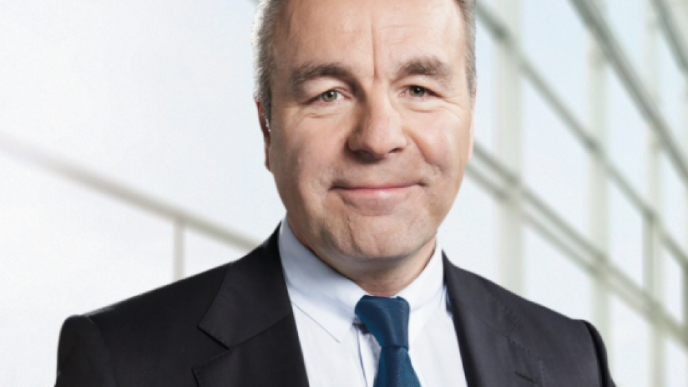 Ralf Berndt, Vertriebsvorstand der Stuttgarter Leben, begründet die Absenkung der Überschussbeteiligung mit der schwierigen Kapitalmarkt-Situation