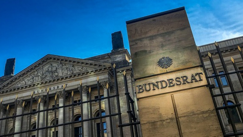 Bundesrat will Betriebsrenten von Kassenbeitrag entlasten Bundesrat will Betriebsrenten von Kassenbeitrag entlasten