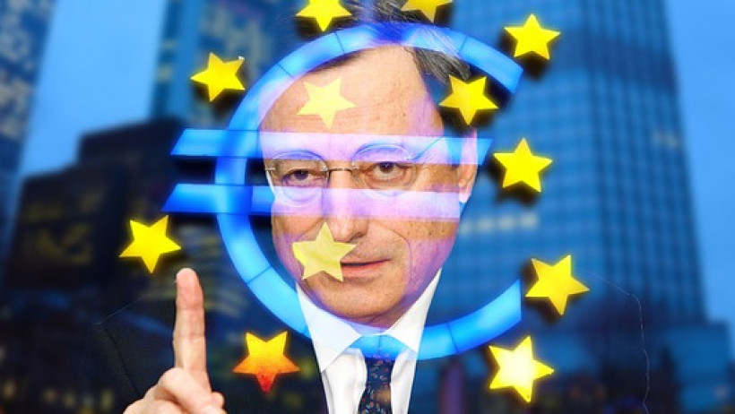 Flatex verlangt als erster Online-Broker Strafzins ab dem ersten Euro Flatex verlangt als erster Online-Broker Strafzins ab dem ersten Euro