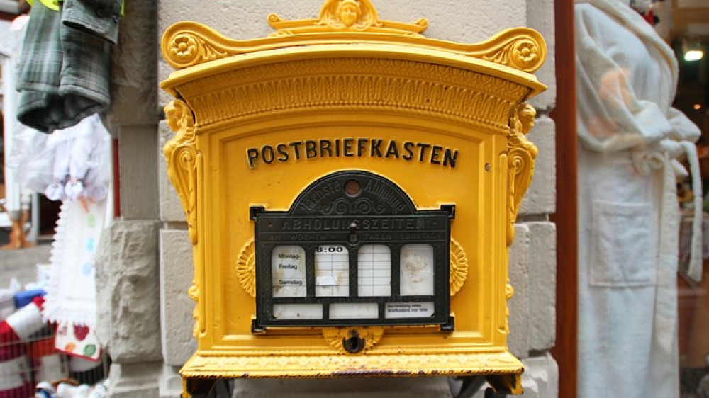 Post - aber von wem? Ein Brief an Lebensversicherungs-Kunden wirft Fragen auf (Symbolbild)