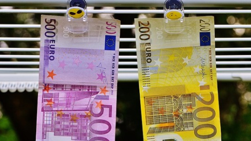 Rentenversicherung - Handelsblatt nimmt Rentenpolicen unter die Lupe Rentenversicherung - Handelsblatt nimmt Rentenpolicen unter die Lupe