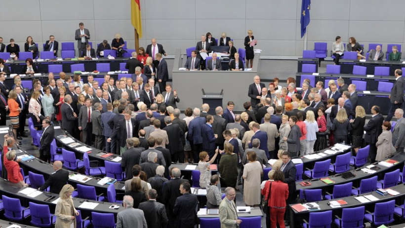 Deutscher Bundestag verabschiedet Betriebsrentenstärkungsgesetz Deutscher Bundestag verabschiedet Betriebsrentenstärkungsgesetz