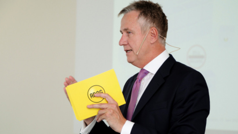 Solvency II und die Niedrigzinsphase bleiben wichtige Herausforderungen für Versicherer Solvency II und die Niedrigzinsphase bleiben wichtige Herausforderungen für Versicherer