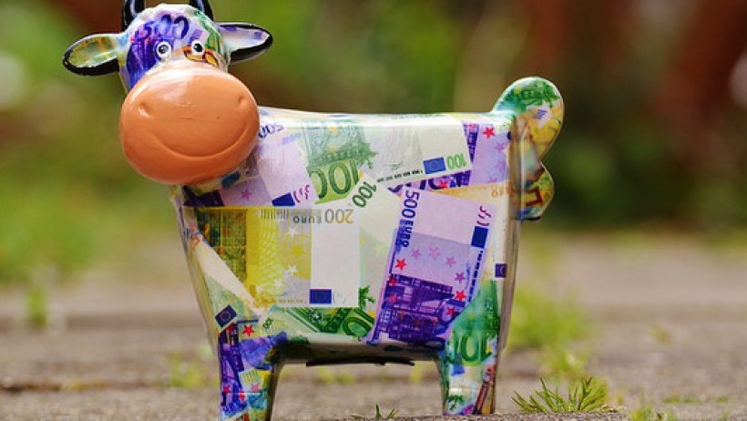 Axa - Sparprogramm bringt 500 Millionen Euro Ersparnis Axa - Sparprogramm bringt 500 Millionen Euro Ersparnis