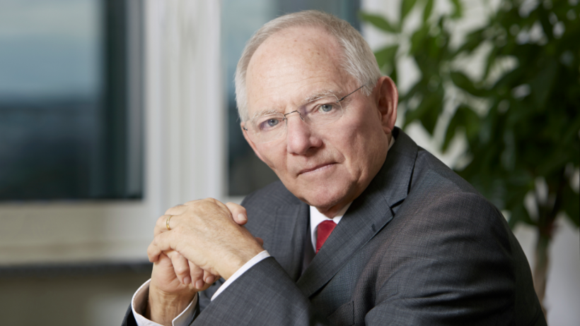 Wolfgang Schäuble will sich bei Renteneintrittsalter nicht festlegen Wolfgang Schäuble will sich bei Renteneintrittsalter nicht festlegen
