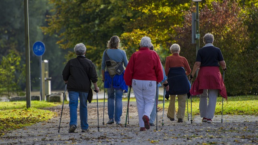 Rente - Frauen erhalten deutlich niedrigere Altersbezüge Rente - Frauen erhalten deutlich niedrigere Altersbezüge