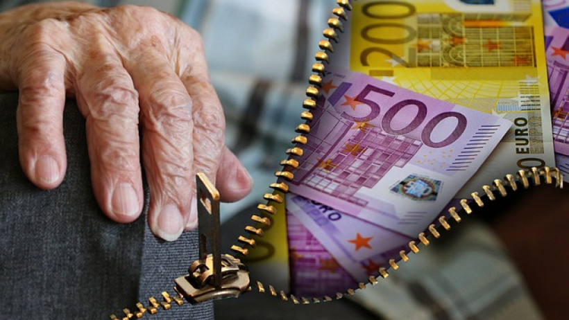 Riester kritisiert Renten-Pläne der GroKo Riester kritisiert Renten-Pläne der GroKo