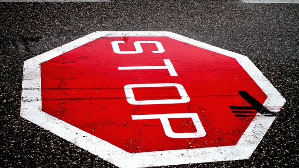 Stop! Doch kein Verkauf! Trotz guter Angebote hat die Ergo rund sechs Millionen Lebensversicherungen nicht an einen externen Investor abgetreten (Symbolbild).