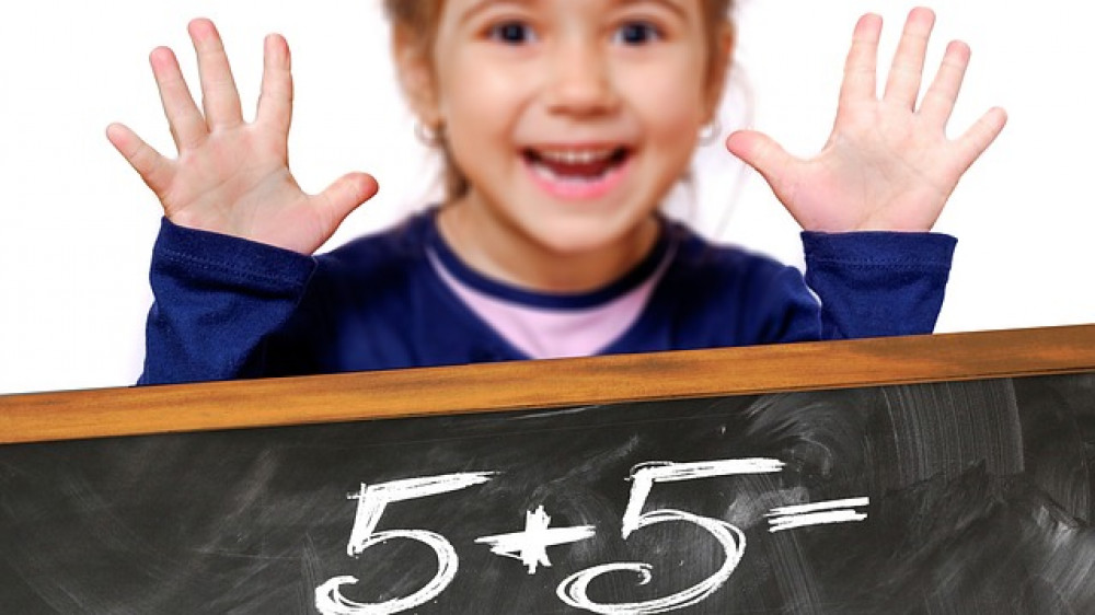 Wie viel Verträge sind bei Riester ruhend gestellt und aus welchen Gründen? Die Bundesregierung gibt sich mit Schätzungen zufrieden (Symbolbild).