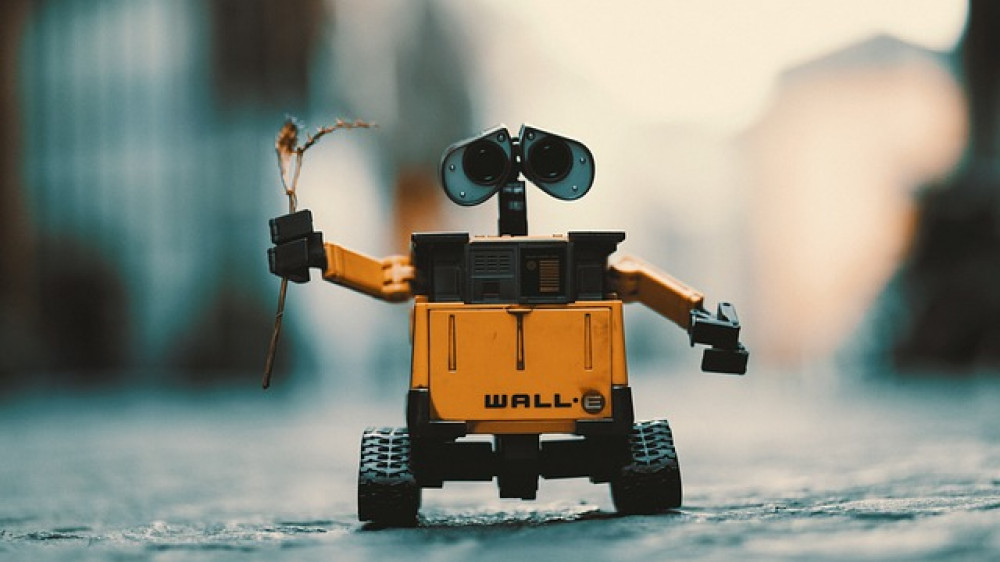 Der Roboter - dein Freund und Gefährte? Die Ergo setzt voll auf Digitalisierung (Symbolbild).