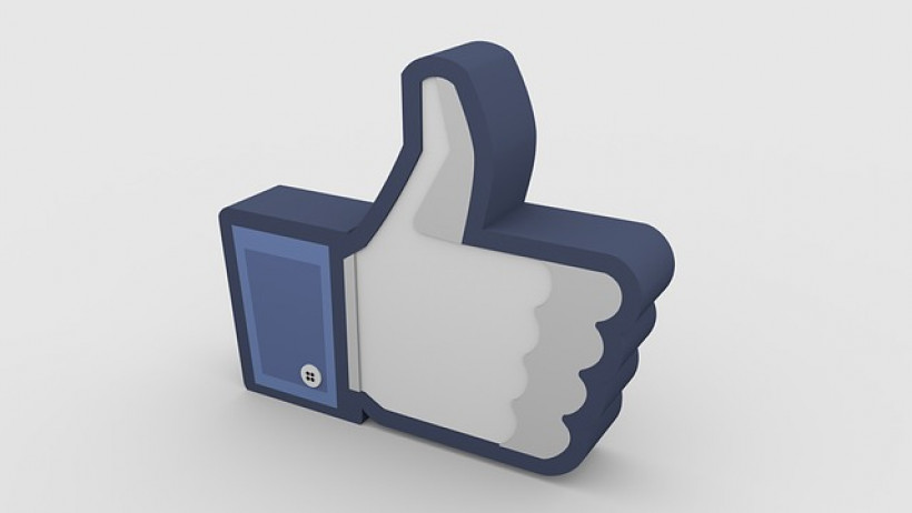 ADAC, Allianz und TK sind Facebook-Stars unter den deutschen Versicherern ADAC, Allianz und TK sind Facebook-Stars unter den deutschen Versicherern