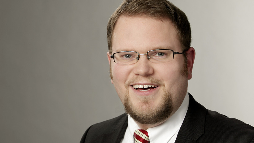 Christian Lübben meint, dass es auffällig sei, dass die Höhe der vereinbarten Selbstbehalte in den vergangenen Jahren stetig reduziert wurde. Christian Lübben meint, dass es auffällig sei, dass die Höhe der vereinbarten Selbstbehalte in den vergangenen Jahren stetig reduziert wurde.
