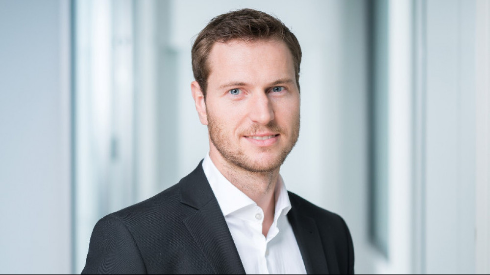 Florian Brokamp ist Geschäftsführer von Gewerbeversicherung24.