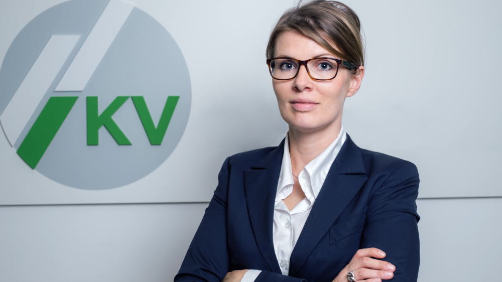 Anja Glorius, Geschäftsführerin von kvoptimal.de