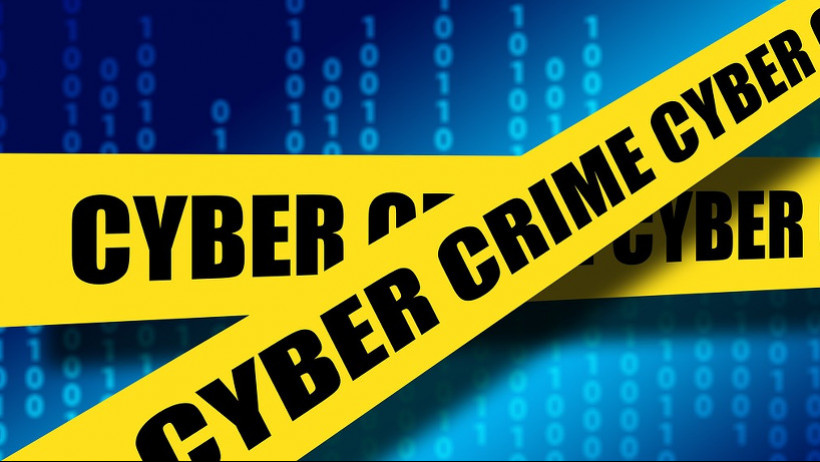 Cyber-Risiken lassen sich nur als Dreiklang beherrschen Cyber-Risiken lassen sich nur als Dreiklang beherrschen