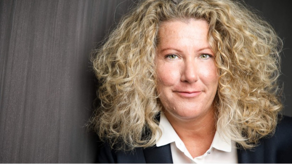 Christiane Schneider soll neue Leiterin für den Exklusivvertrieb der Axa werden.