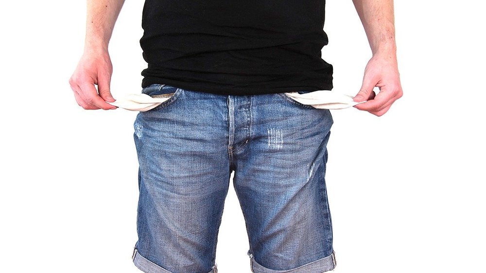 Die Zahl der Überschuldeten ist 2019 erstmals seit langer Zeit wieder leicht zurückgegangen (Symbolbild).