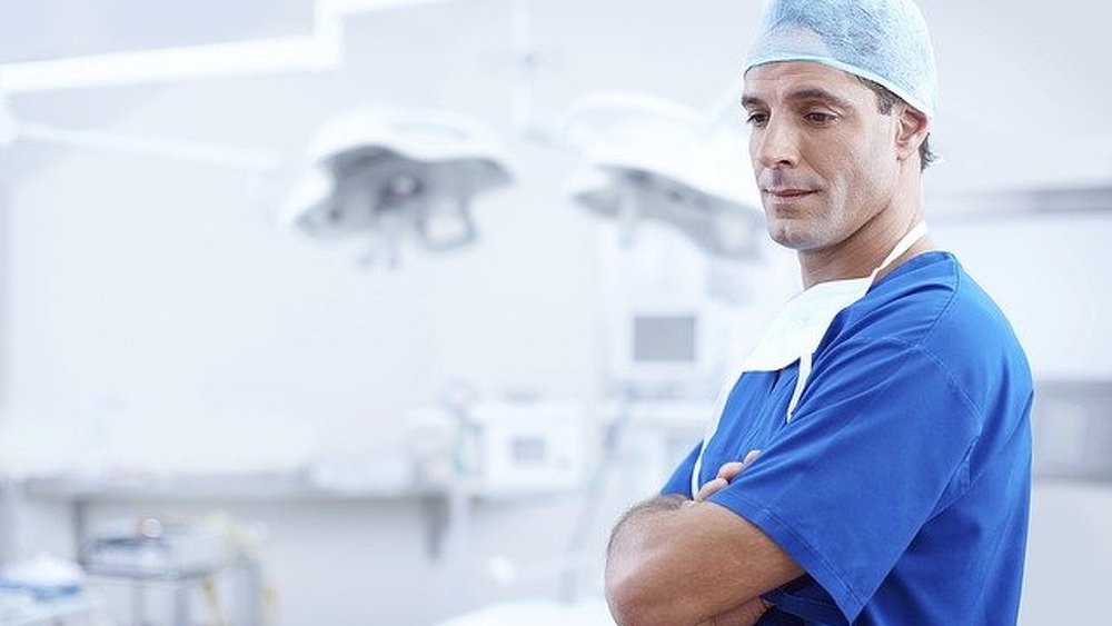 Laut BGH sind Ärzte keine "Sachwalter der wirtschaftlichen Interessen des Patienten" (Symbolbild).